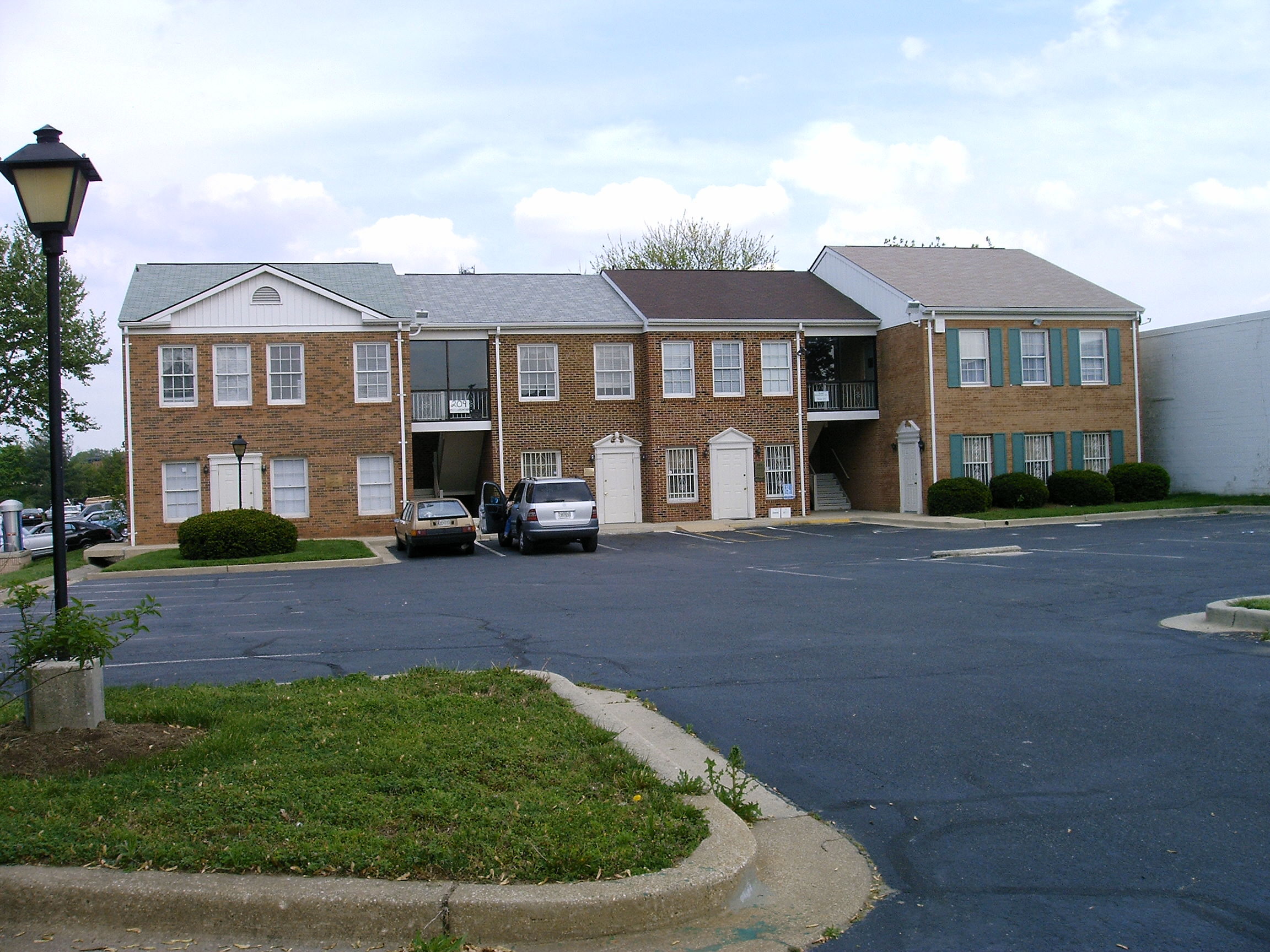 Clinton Professional Center 7900